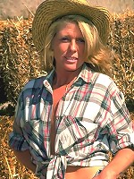 Mature Country Girl Posing and Undressing Outside