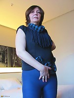 Horny housewife stuffing her pussy with a dildo