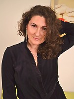 lovely milf in sexy lingery