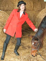 Classy mature lady masturbating in a barn