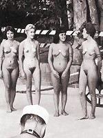 amateur pussy in public places