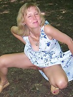 amateur wife in public